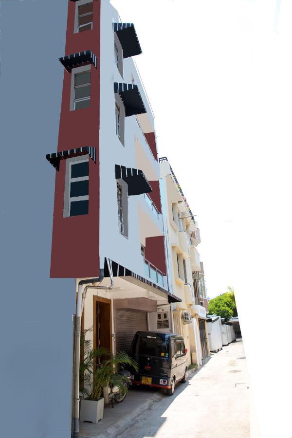 Hotel Maple Tree Residencies Dehiwala-Mount Lavinia Esterno foto